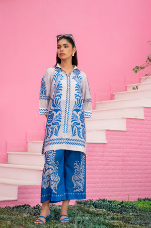 Elegant blue summer set with white botanical prints and comfortable fabric