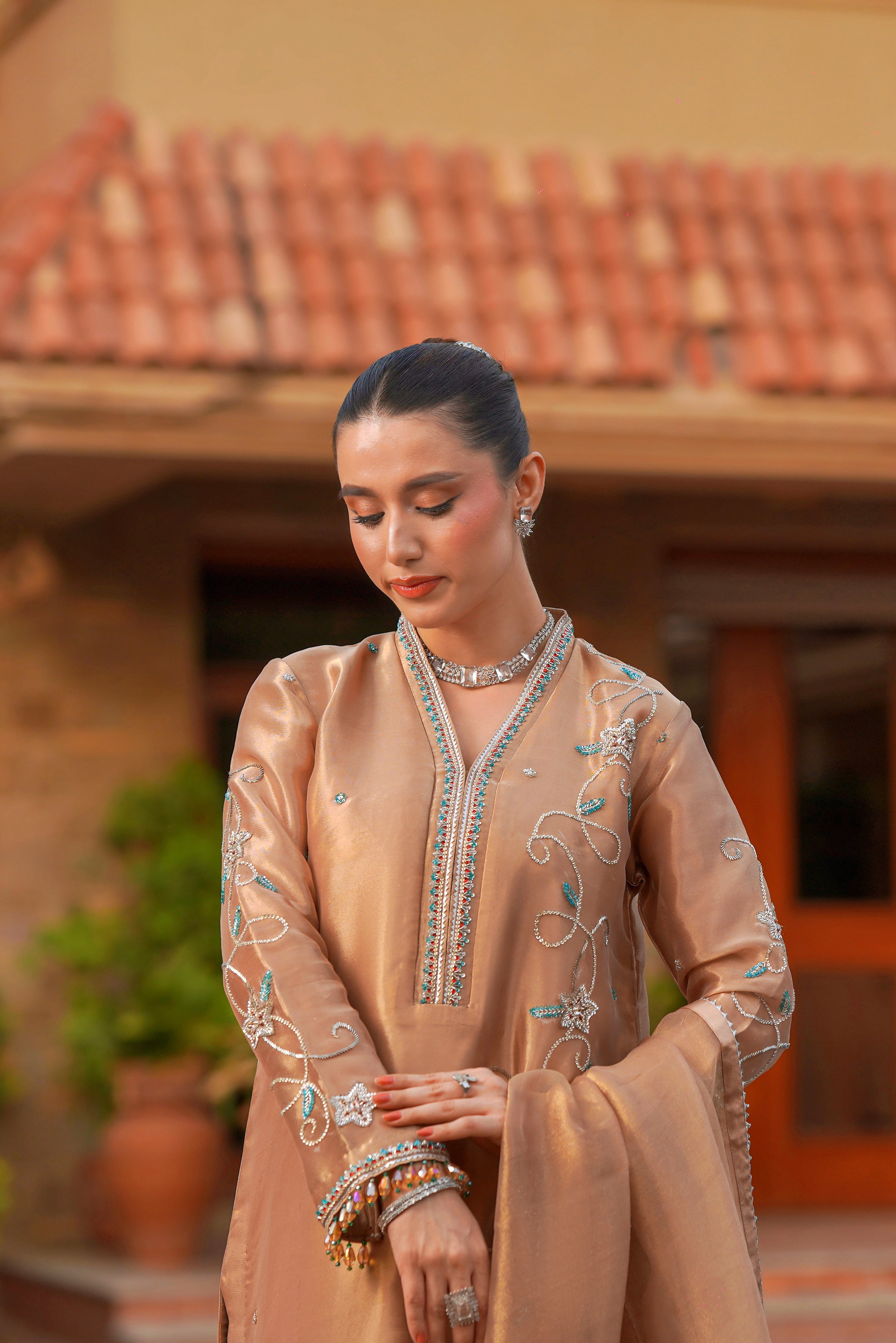 Zarshané – The Golden Grace