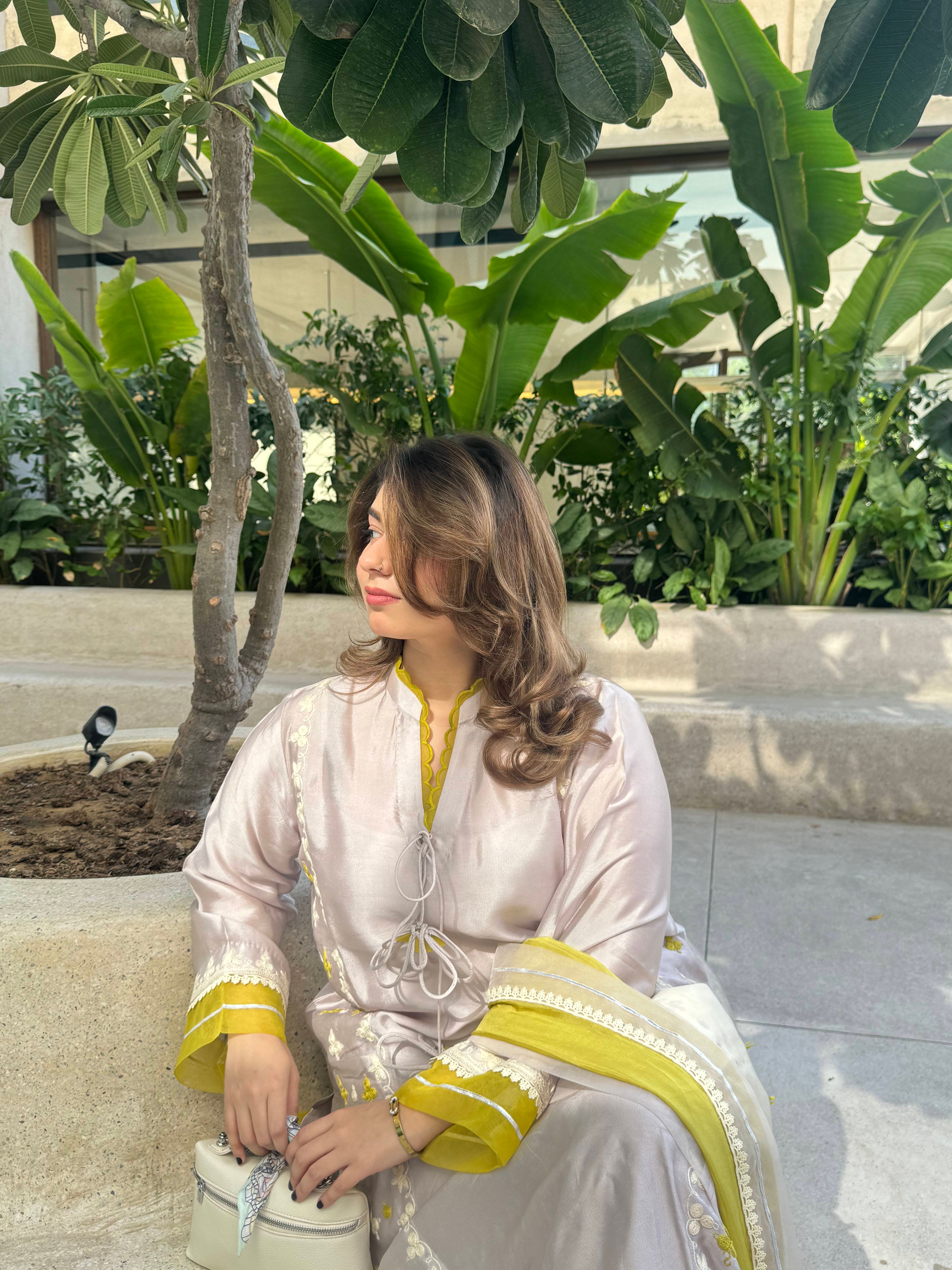 A timeless ensemble crafted in pure sheesha silk