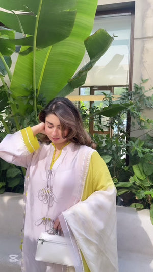 A timeless ensemble crafted in pure sheesha silk