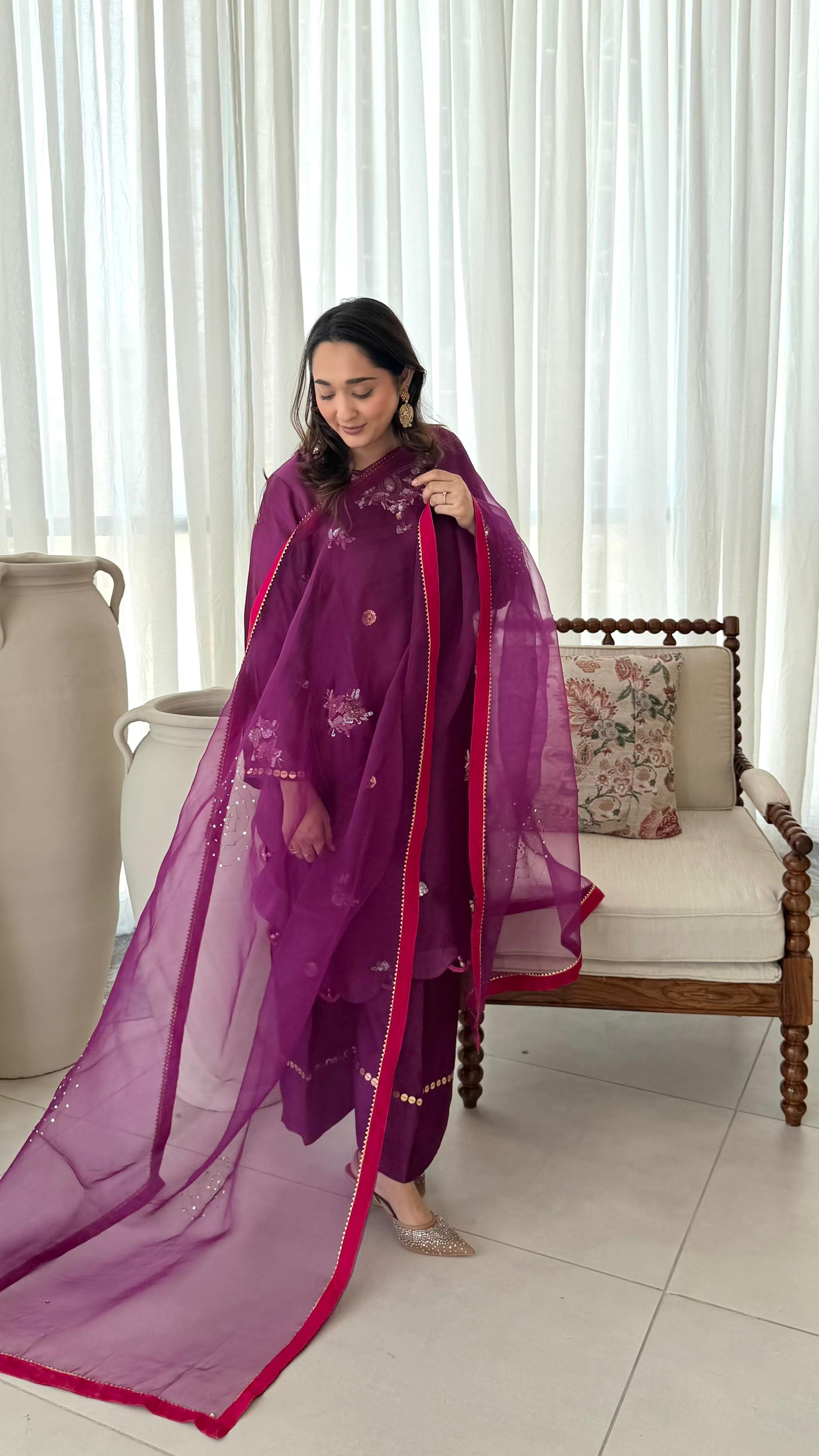 ROYAL BERRY – Sheesha Silk Ensemble